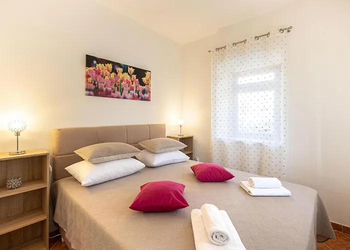 Cozy In Holiday home Dugopolje