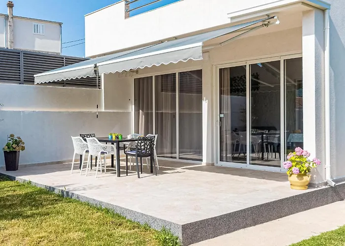 Cozy In Σπίτι διακοπών Dugopolje